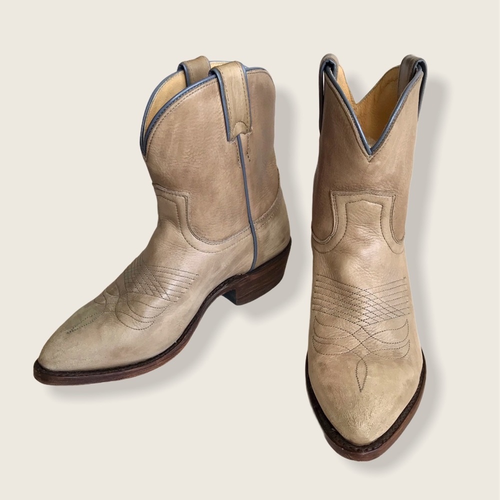 Frye Billy Pull On Taupe Leather Cowboy Short Boot - Picture 9 of 16